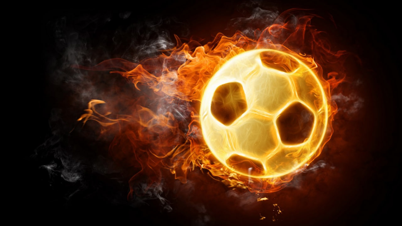 足球球迷赛事追踪场景